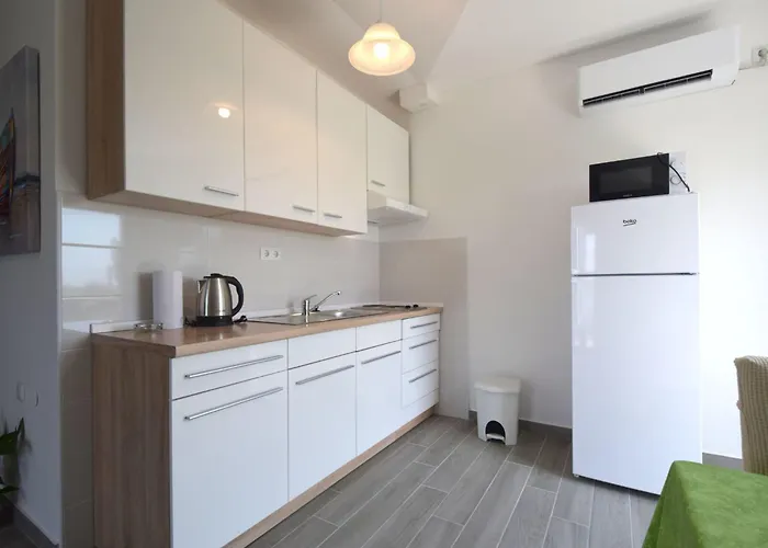 Daire Cindric 2 By Interhome *